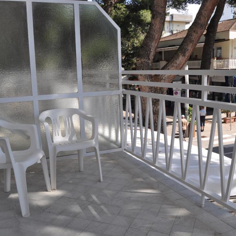 Hotel Susy - Bakery & Gluten Free Home Made - direttamente su viale Dante a due passi dal mare - Double or Twin Room with Balcony - 7