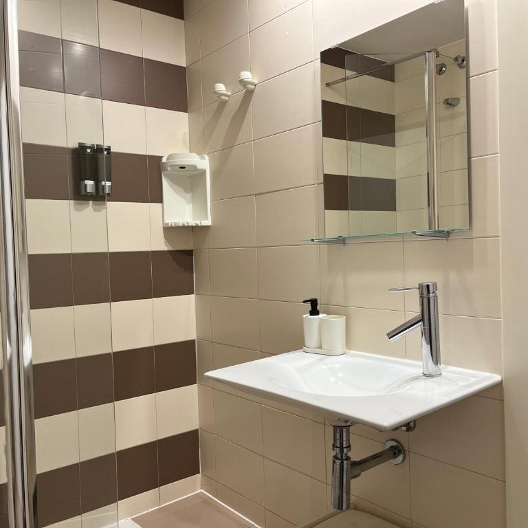 Apartamentos León - Apartamento de 1 dormitorio - 10