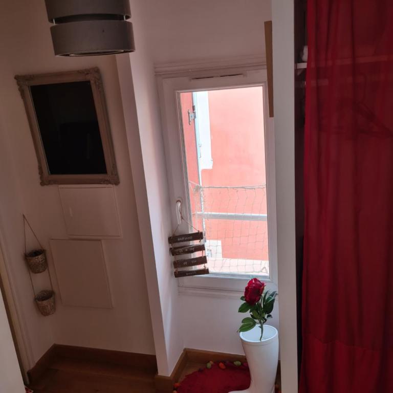 La tropezienne, Duplex 73 m2, 100 m du port, climatisation, grande terrasse - Apartment mit 3 Schlafzimmern - 53