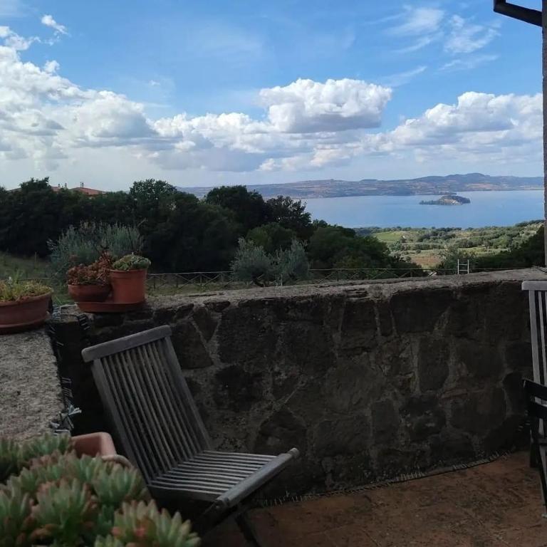 Agriturismo Le Casette Sul Lago - Camera Quadrupla con Vista Lago - 12