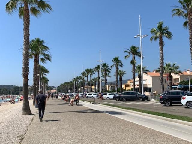 l'appart de la mer Sanary, confort absolu, tout à pied, port, plage, clim et garage privé - Apartamento de 1 dormitorio - 26