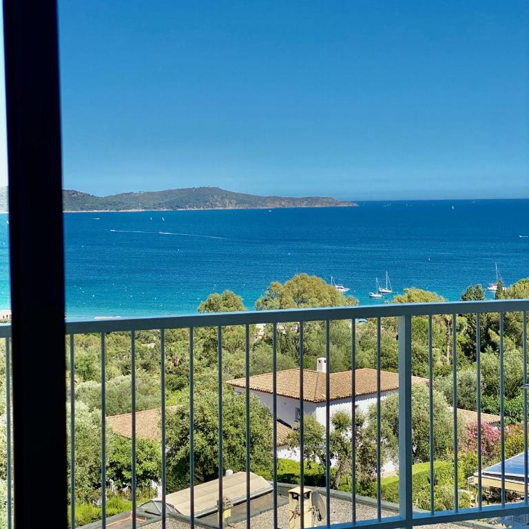 Mimosas - Bel appartement avec une vue imprenable sur la baie - Appartement 2 Chambres - 12