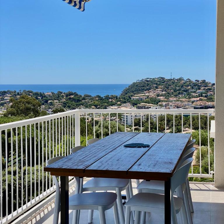 Mimosas - Bel appartement avec une vue imprenable sur la baie - Appartement 2 Chambres - 28