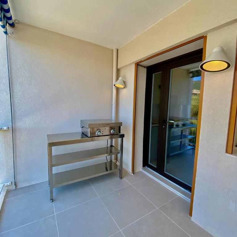 Mimosas - Bel appartement avec une vue imprenable sur la baie - Appartement 2 Chambres - 39