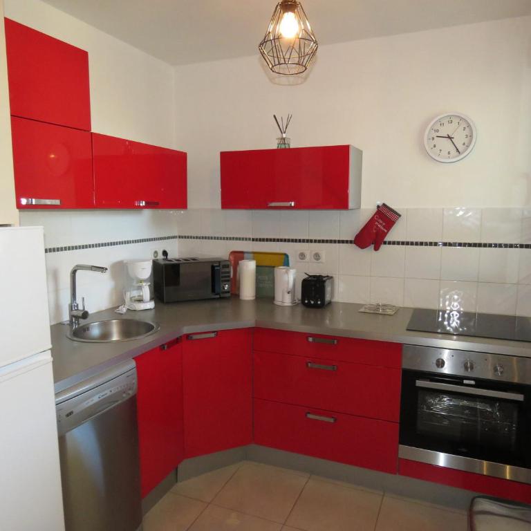 Bel appartement 2 pièces à Sète - Parking - 52m² - FR-1-472-169 - Apartment - 4