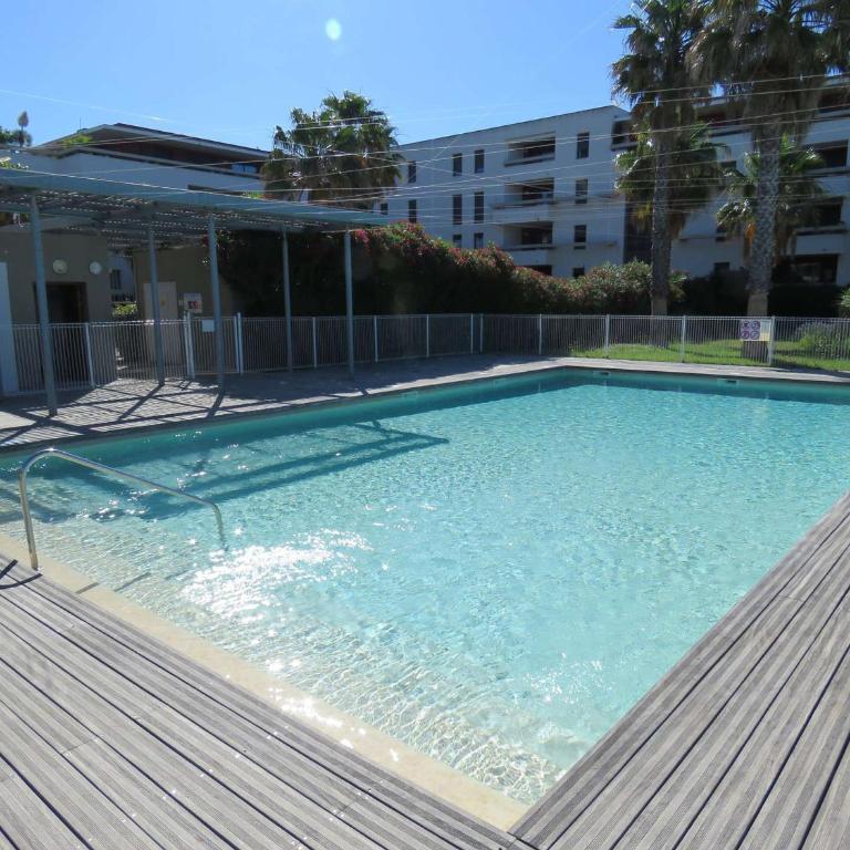 Bel appartement 2 pièces à Sète - Parking - 52m² - FR-1-472-169 - Apartment - 6