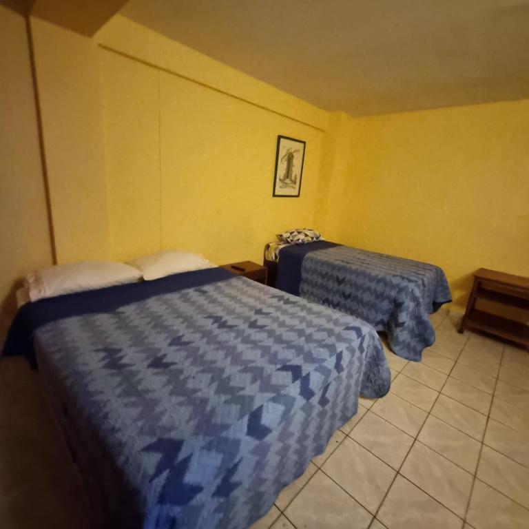 HOTEL ASTORE Matta 2537 - Habitación Doble - 2 camas - 4