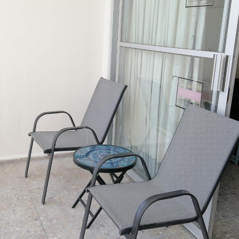 Suite Espectacular Torres Gemelas - Estudio con balcón - 13