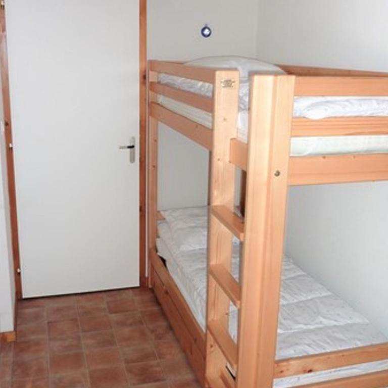 Spacieux 3 pièces avec balcon, parking et coin montagne - Appartement 1 Chambre - 8