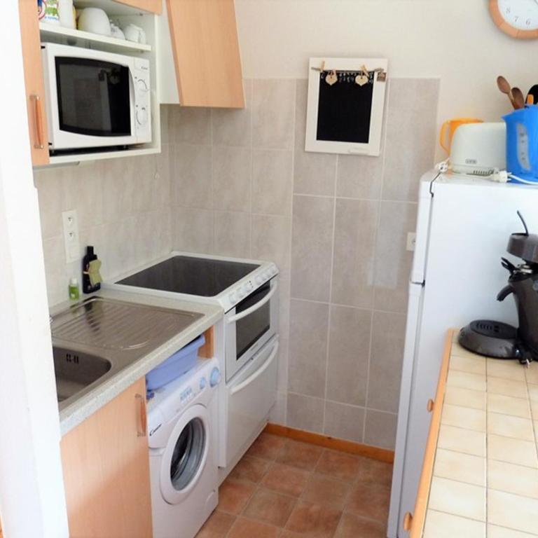 Spacieux 3 pièces avec balcon, parking et coin montagne - Appartement 1 Chambre - 21
