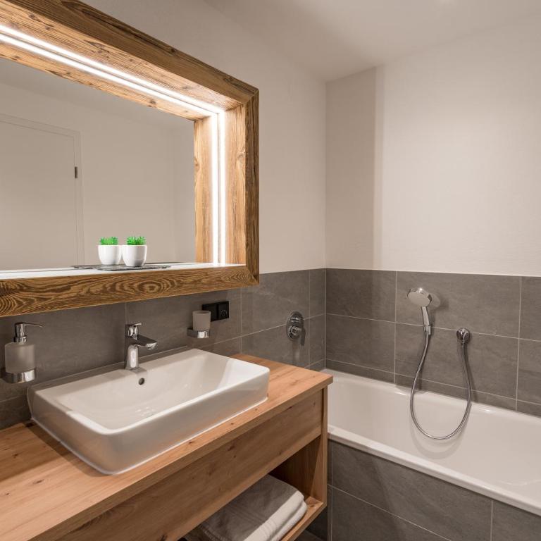 Dorf Suites - Apartment mit 2 Schlafzimmern - 8