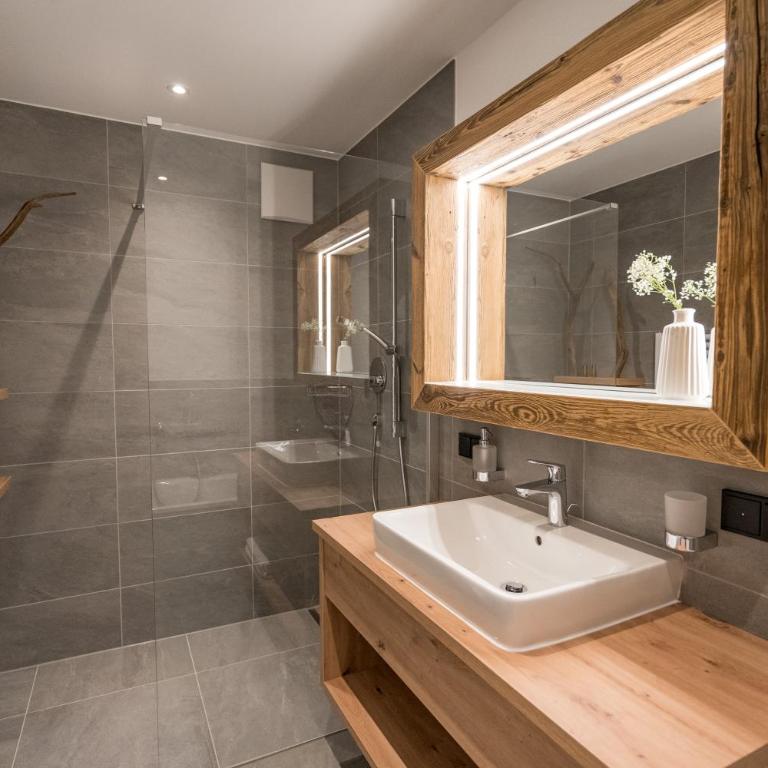 Dorf Suites - Apartment mit 2 Schlafzimmern - 12