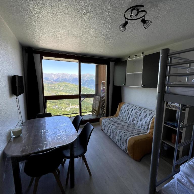 Studio au pied des pistes avec balcon 4/6 pers - Appartement 1 Chambre - 12
