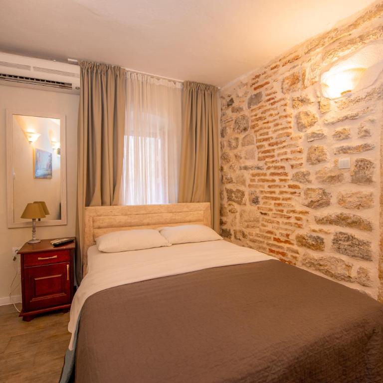 Antika Guesthouse - Double Room - 18