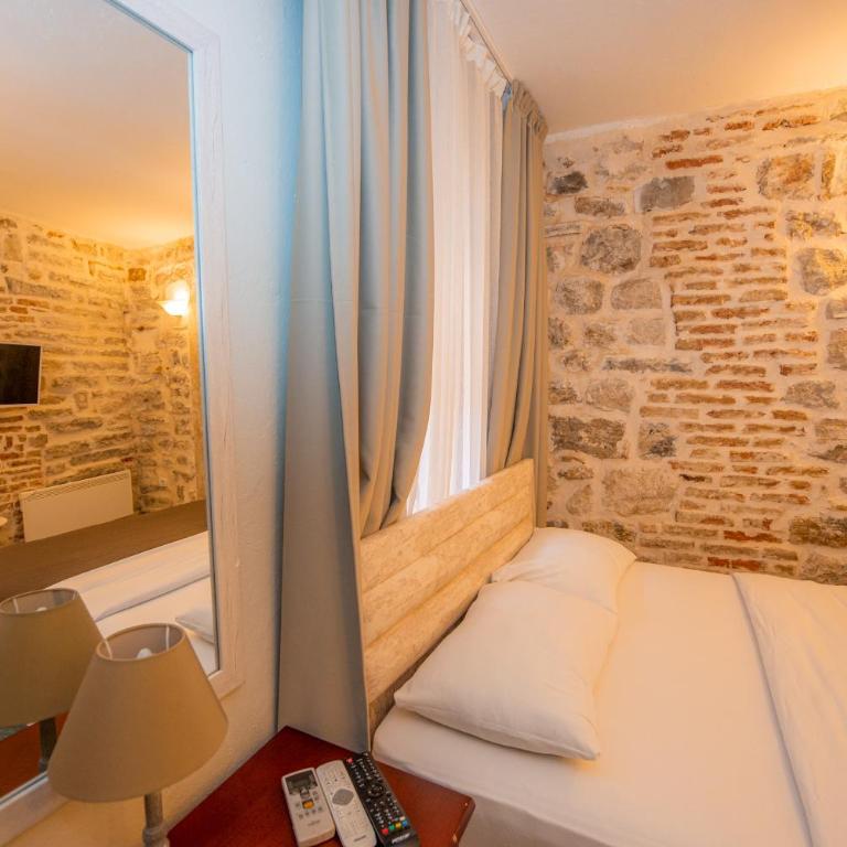 Antika Guesthouse - Double Room - 19