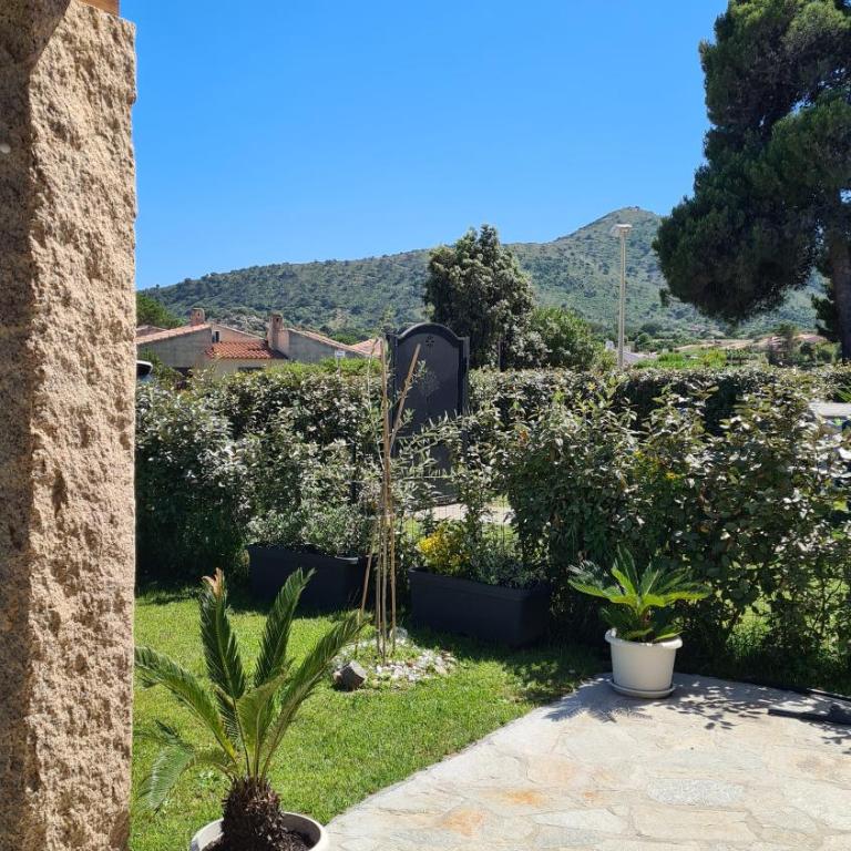 Villa vista pineta - 90 mt dalla spiaggia - Appartamento con Vista Giardino - 26