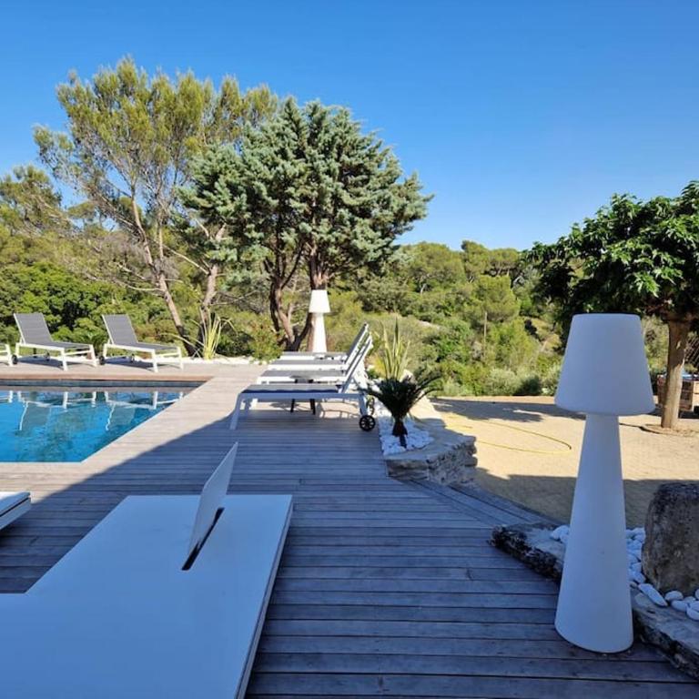 Magnifique villa de luxe au coeur de la garrigue - Villa - 15