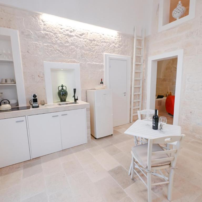Pietra Bianca Luxury Suite Ostuni - One-Bedroom Apartment - 26