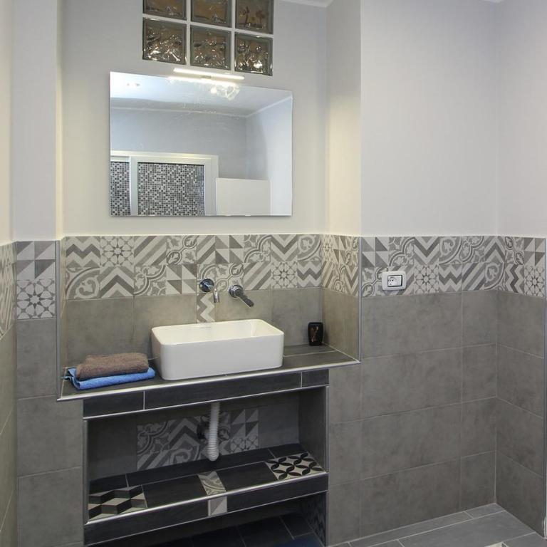 Railway Apartments - One-Bedroom Apartment - 10