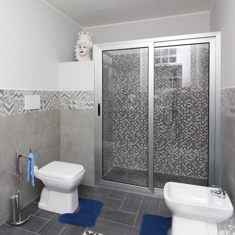 Railway Apartments - One-Bedroom Apartment - 5