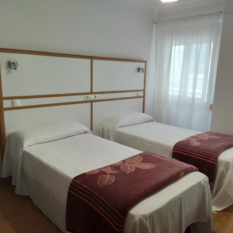 Hostal Mara - Habitación Doble - 1 o 2 camas - 2