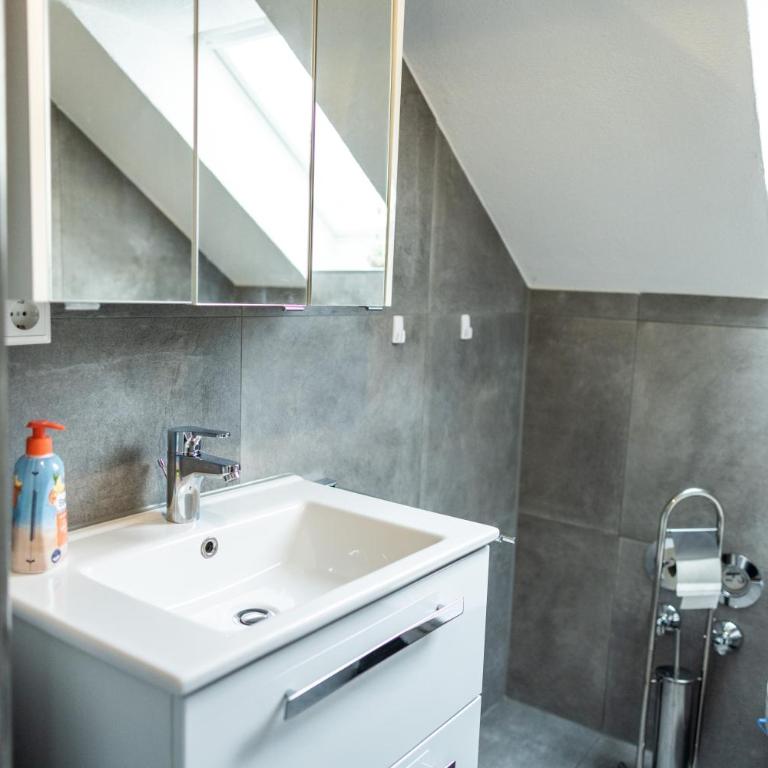 Ferienwohnung Kaufbeuren - Apartment mit Blick auf die Berge - 9