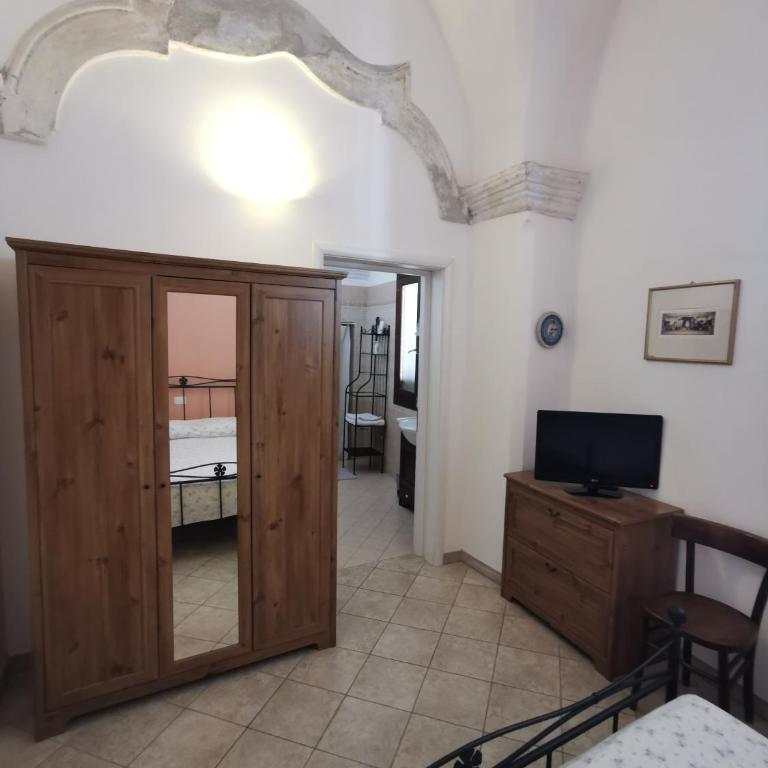 ARCO ANTICO - Two-Bedroom Apartment - 5