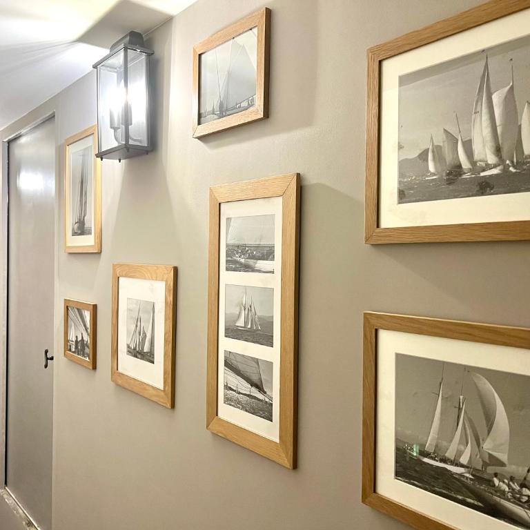 Les Petits Volets Appartements à 100m de la mer - Appartement avec Terrasse - 24