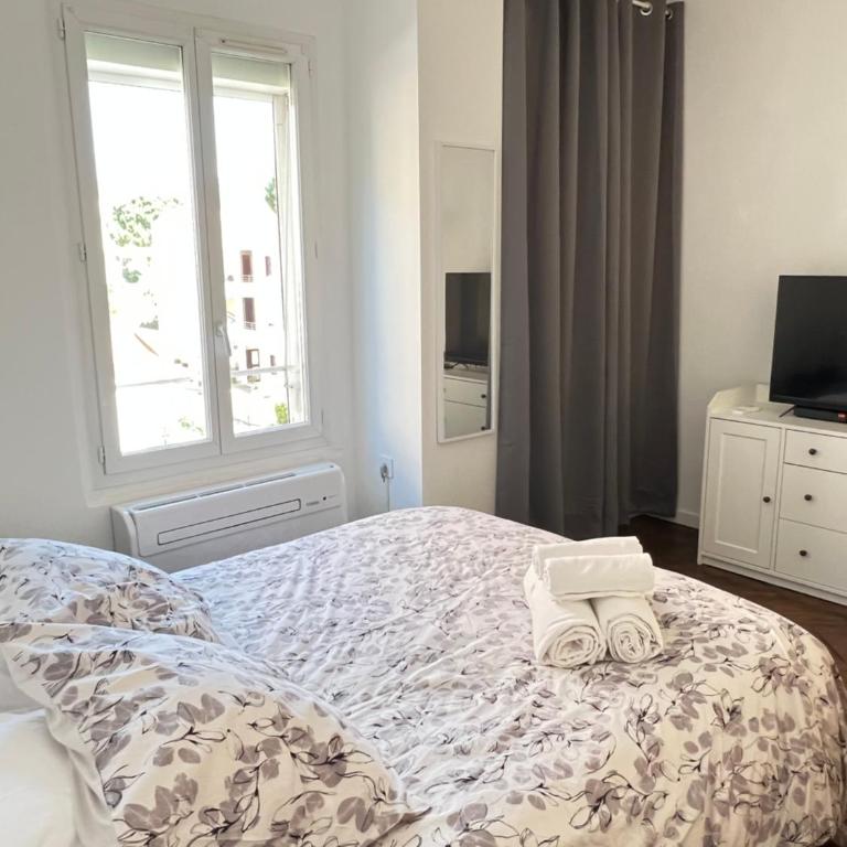 LOENA CANNES CENTRE - 2 pièces rénové - 4 personnes - proche croisette palais festival plage - internet gratuit - climatisation - non fumeur - Apartment mit 1 Schlafzimmer - 19