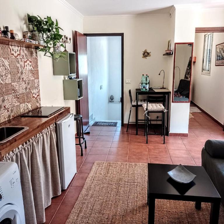 Flat with panoramic terrace and private pool mt5x3 - One-Bedroom Apartment - 13