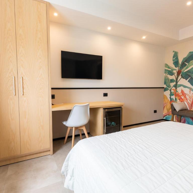 Antares Rooms and Suites - Junior Suite - 3
