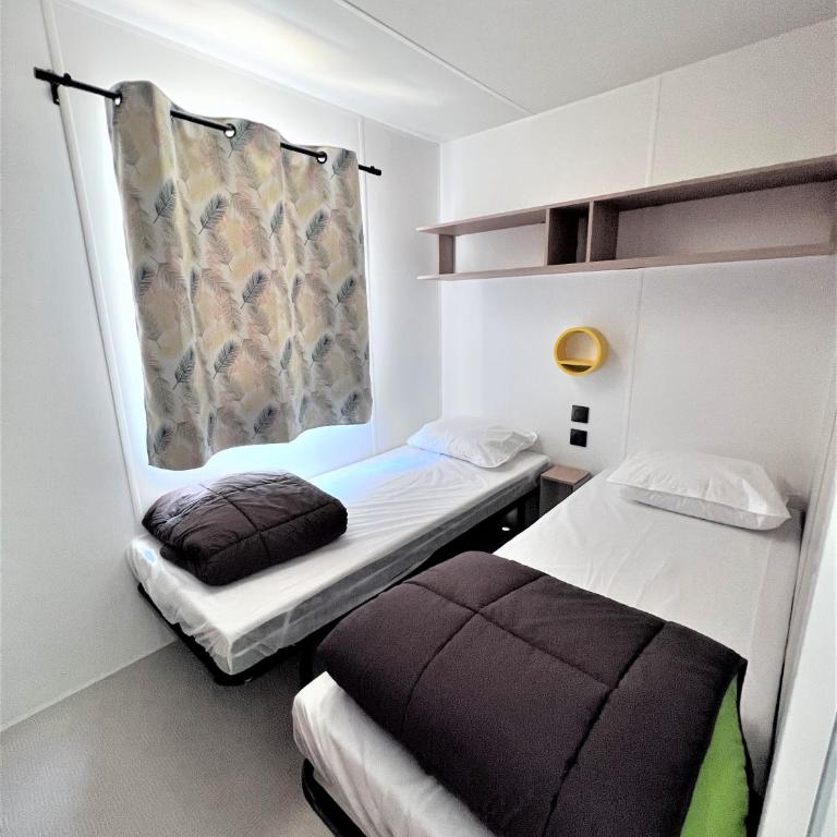 CAMPING LES ILOTS D'OR - Chalet 2 Chambres - 11