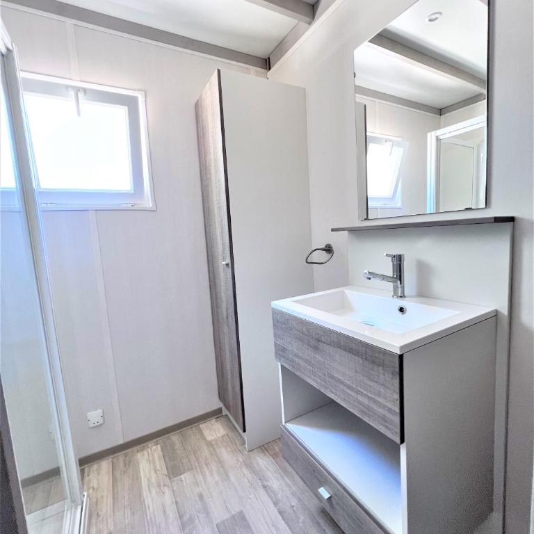 CAMPING LES ILOTS D'OR - Chalet 3 Chambres - 13