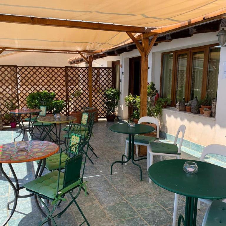 Guest house Le Sibille - Camera Matrimoniale con Balcone - 4