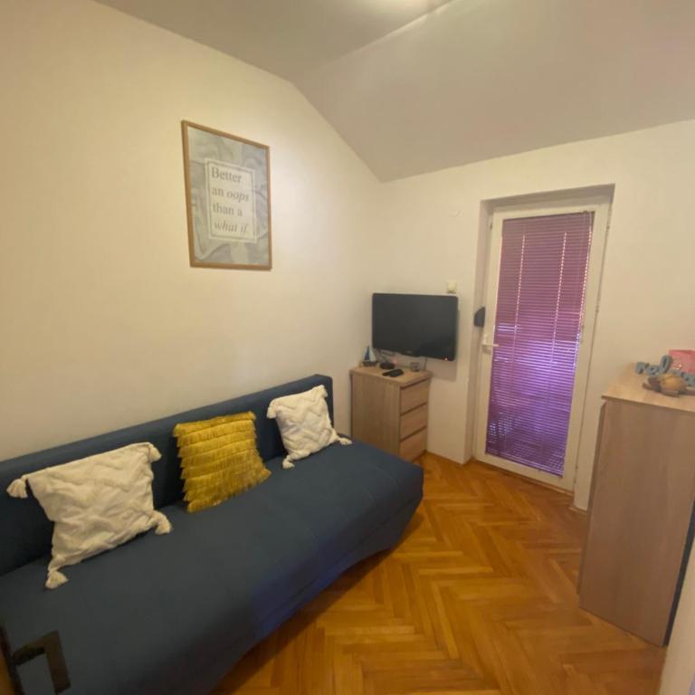 Police - Two-Bedroom Apartment - 18