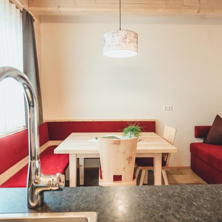 Hiasl Zirbenhütte - Apartment mit 2 Schlafzimmern - 1