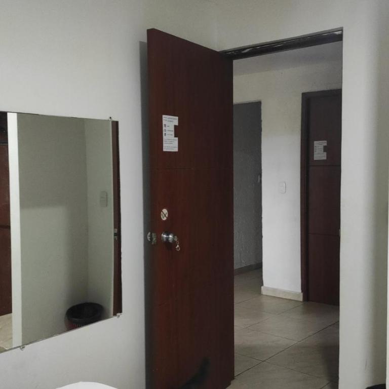 Casona La Española - Standard Double Room with Shared Bathroom - 10