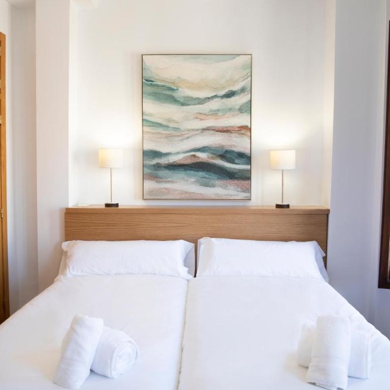 Apartamento Lomeña - Two-Bedroom Apartment - 16