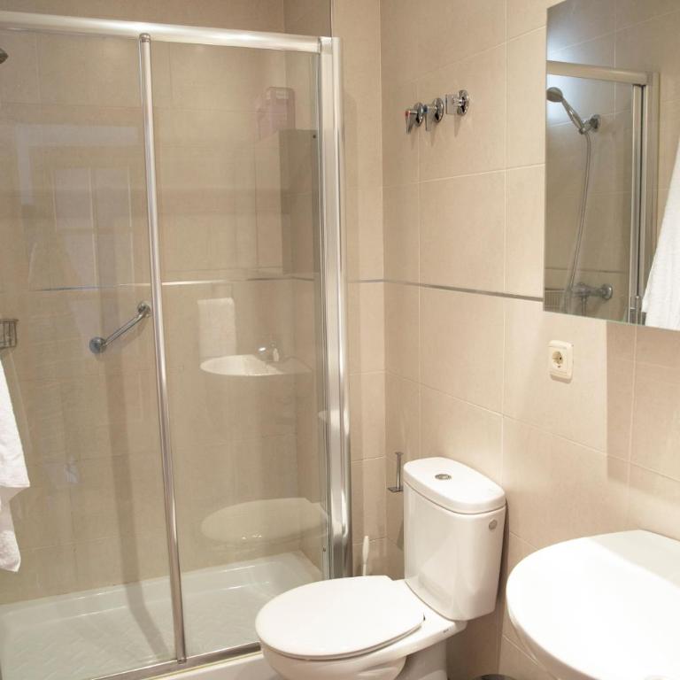 Apartamento Lomeña - Two-Bedroom Apartment - 22