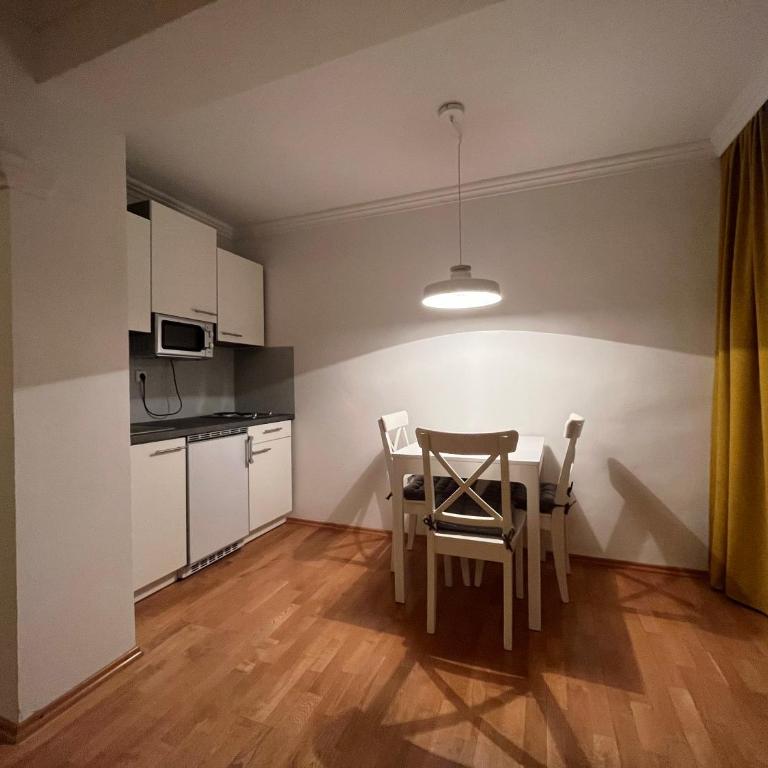 Hotel Post - Apartment mit Balkon - 13