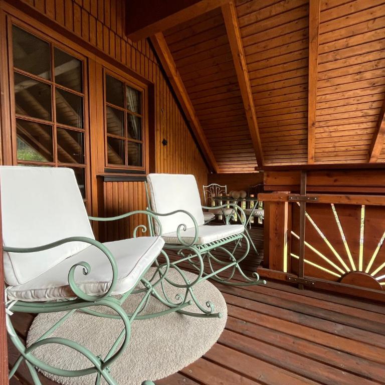 Haus Seebach - Doppelzimmer mit Balkon - 1