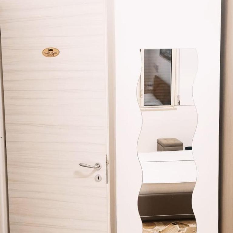 B&B VENTO DEL SUD - Camera Matrimoniale con Bagno Privato Esterno - 12