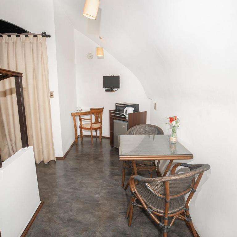 Hotel La Calma De Rita - Pirque - Superior King Room with Jacuzzi (Cava) - 5