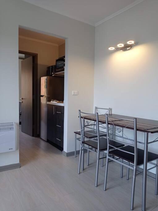 Departamento equipado a pasos del centro. - Apartamento de 1 dormitorio - 2