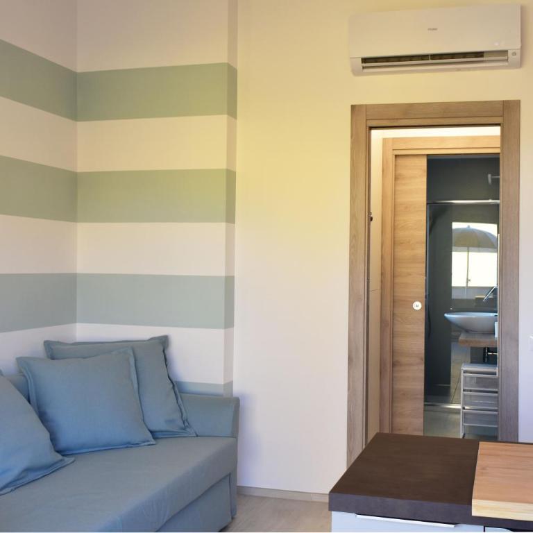Le Quiete Stanze, vacancy houses posto spiaggia in omaggio - Penthouse Apartment - 2