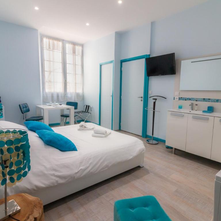 Les Chambres du "Coup de Coeur de Sarlat" - Chambre Double Supérieure avec Baignoire - 3