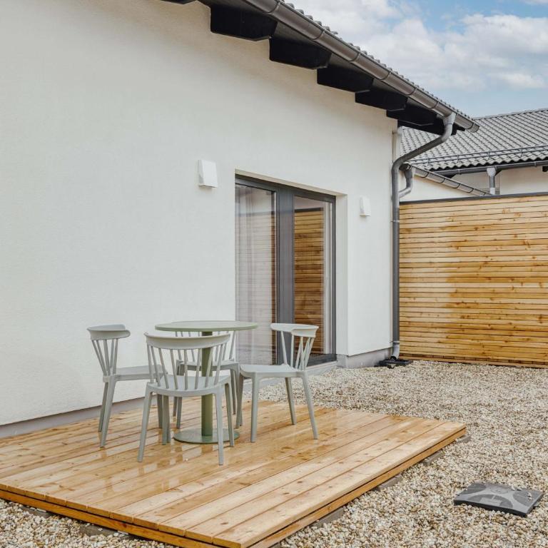Limehome Bodenmais Bahnhofstraße - Suite mit 2 Schlafzimmern und Terrasse - 18