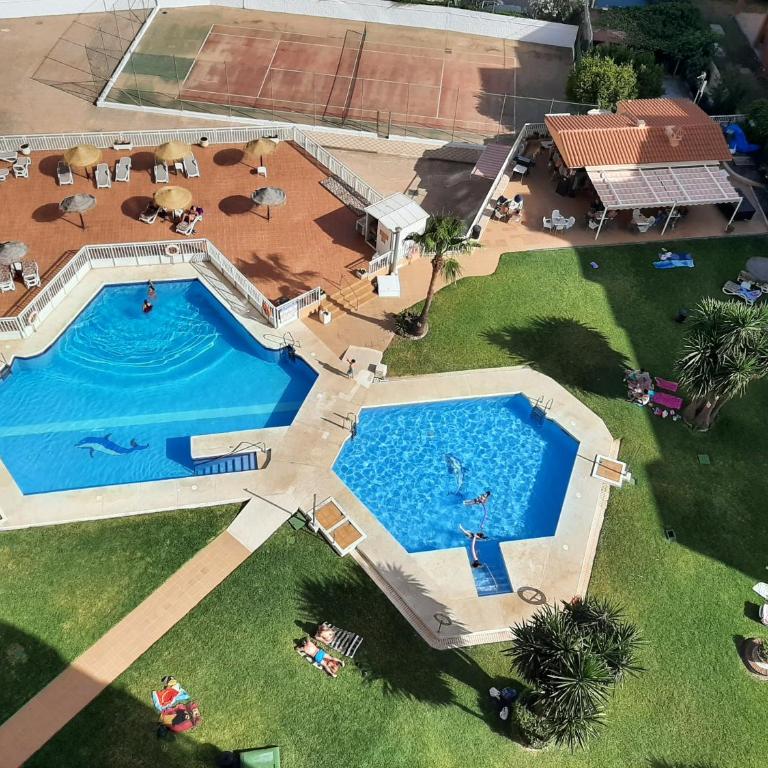 Ático con vistas panorámicas en Torremolinos - Apartamento de 1 dormitorio - 24