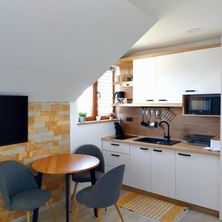 Lucky-Milmari resort - Deluxe Studio - 16