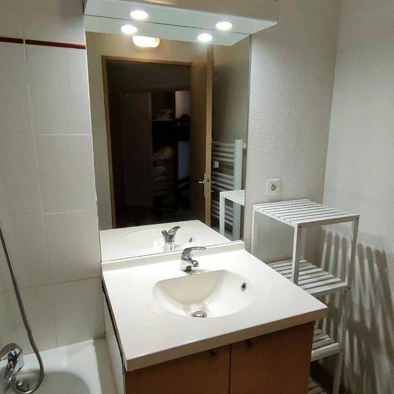 Appartement T2bis, 6 pers, proche télécabine, parking - FR-1-234-182 - Appartement (6 Adultes) - 7